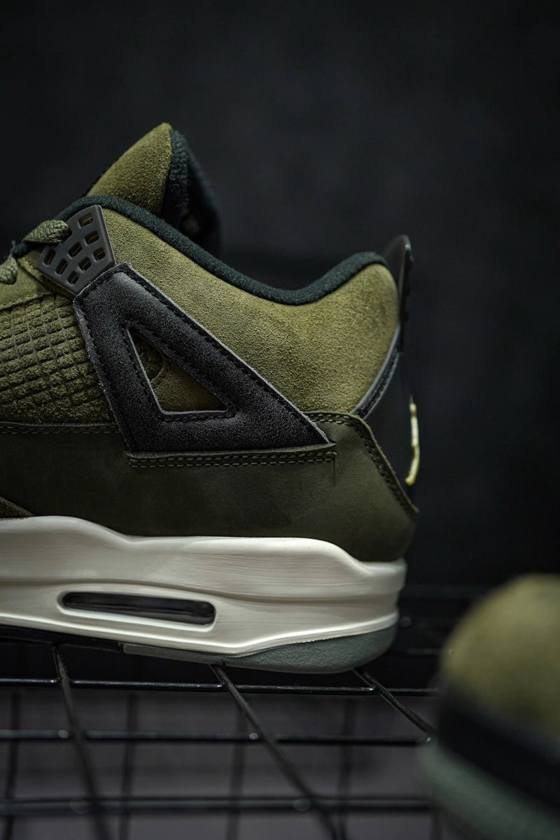 Jordan 4 "Olive Canvas"