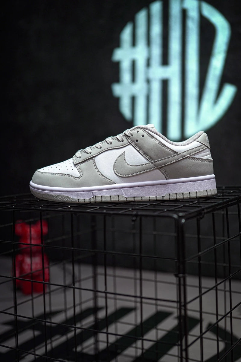 Nile Dunk Low Cinza