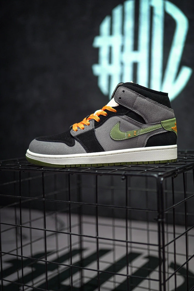 Jordan 1 Mid Grey Green