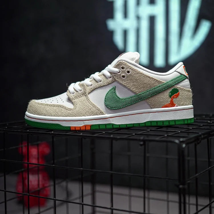 Jarritos x Nike SB Dunk Low "Fantasma e Malaquita"