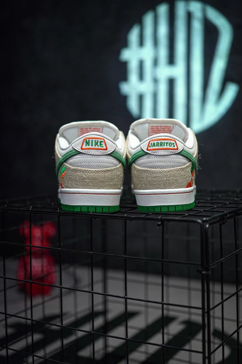 Jarritos x Nike SB Dunk Low "Fantasma e Malaquita"