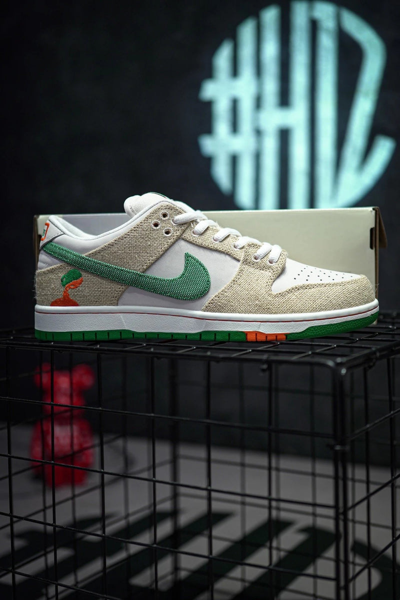 Jarritos x Nike SB Dunk Low "Fantasma e Malaquita"