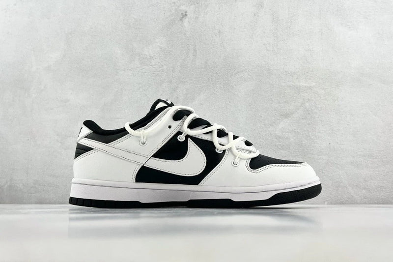 Nike Dunk Low Retro White & Black Panda