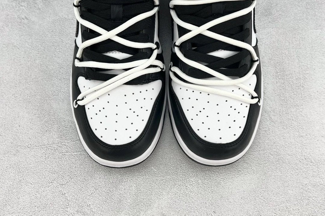 NBA x Dunk Low Retro Black & Panda Branco