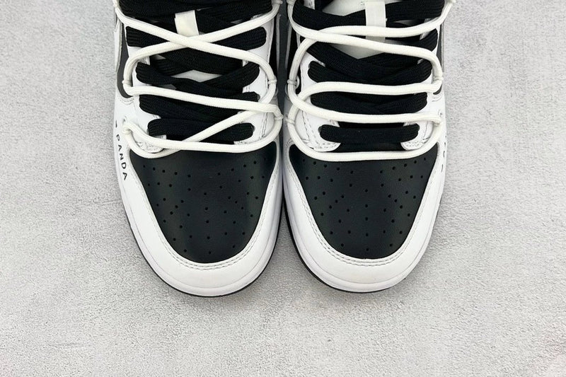 Nike Dunk Low Retro White & Black Panda