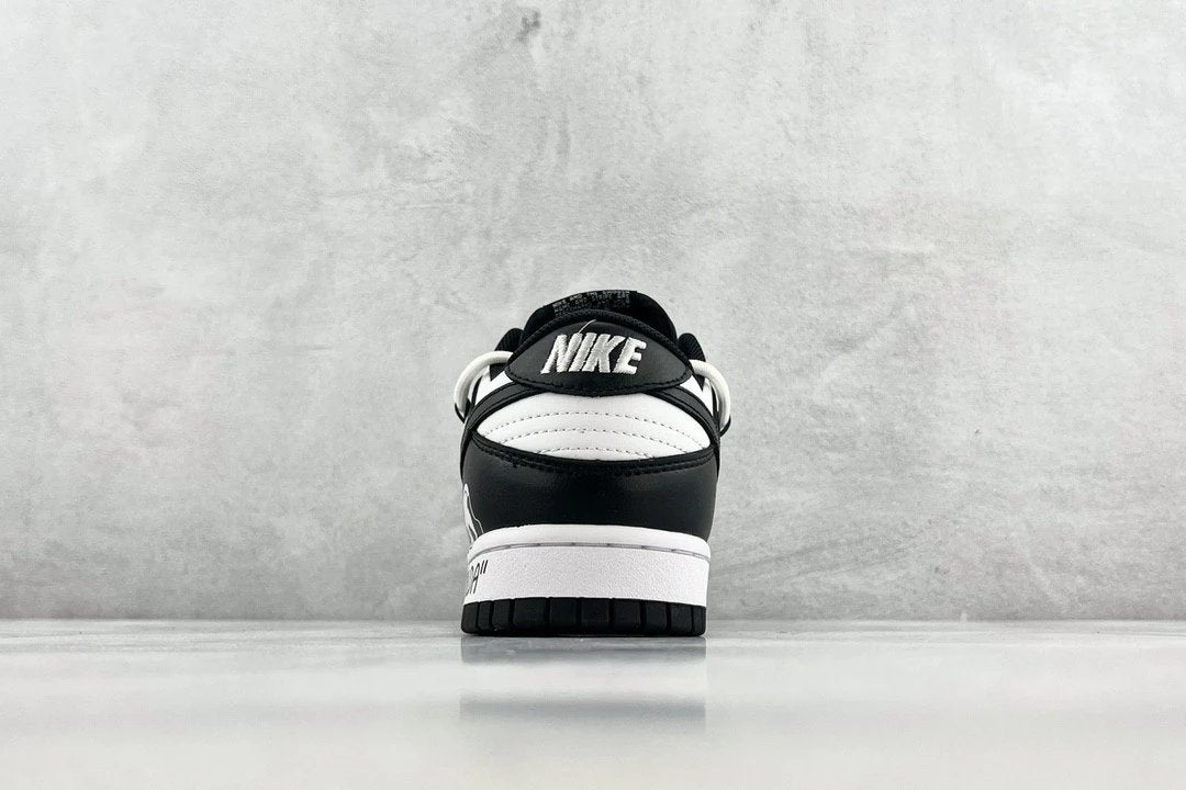 NBA x Dunk Low Retro Black & Panda Branco