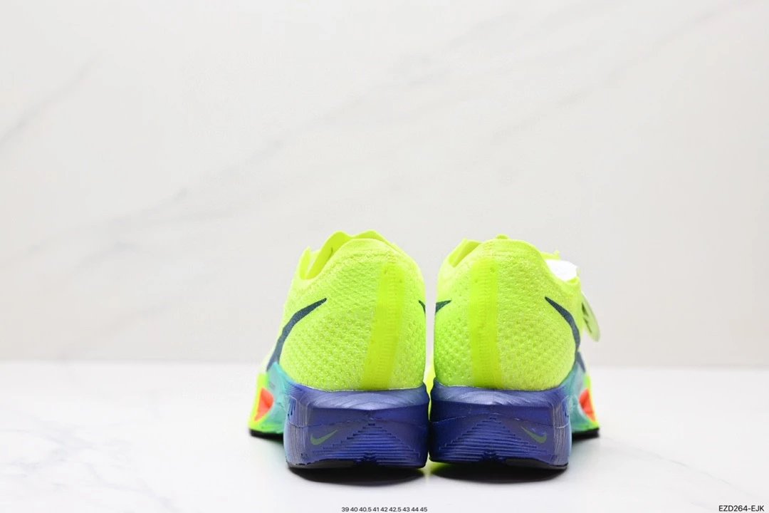 Nike ZoomX Vaporfly Next% 3