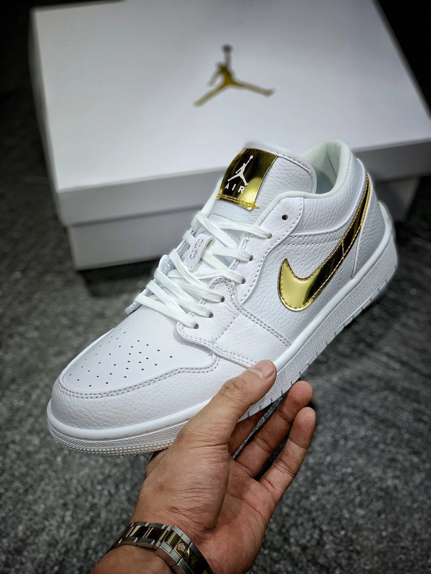 Jordan 1 Low White Gold