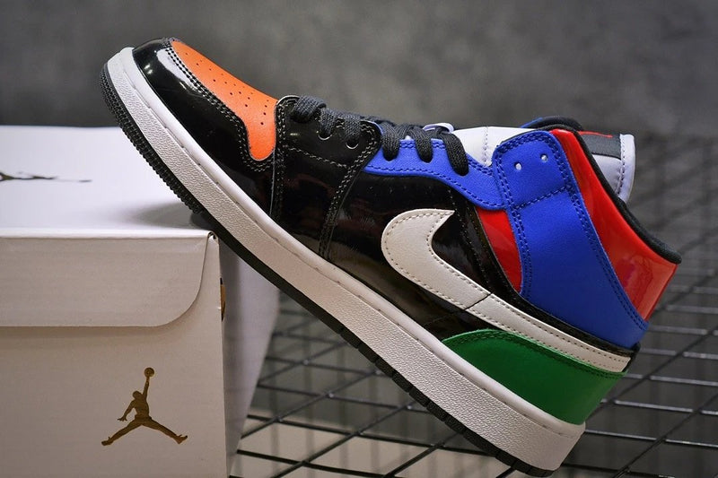 Jordan 1 Mid SE Patent Blend