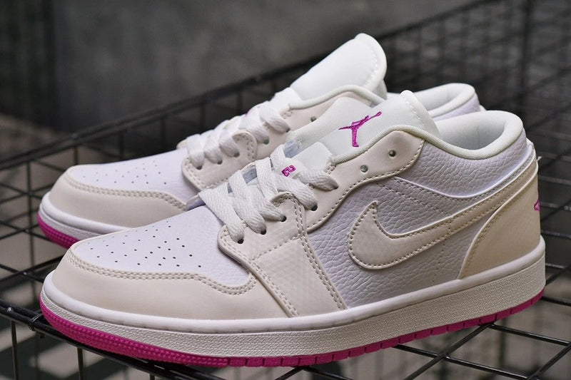 Jordan 1 Low White Powder