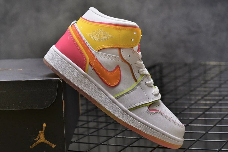 Jordan 1 Mid GS "Edge Glow"